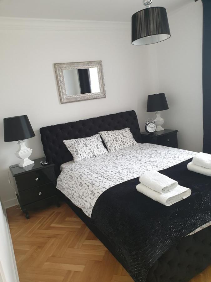 Apartament Twarda Daire Varşova Dış mekan fotoğraf